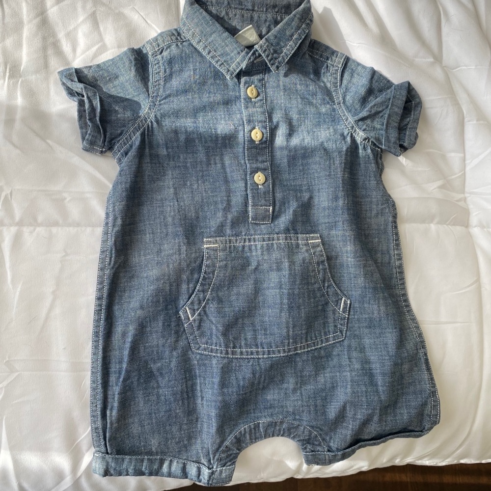 Denim collared gap romper 6-12mo